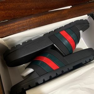 ua gucci slides